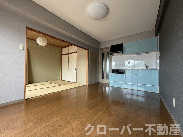 カーサ弐番丁の居間・リビング