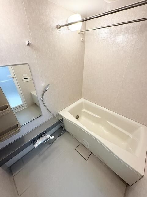 サンクレイドルレヴィール池袋の浴室