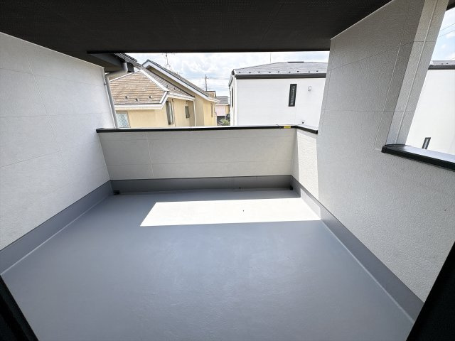東深井20期【東深井小学校:徒歩10分】のバルコニー