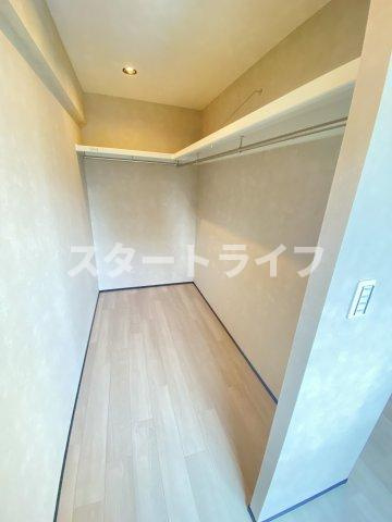 大阪市淀川区西宮原１丁目の賃貸マンションの収納