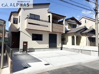 【外観】 | 高砂市米田町米田　新築戸建 | ■セカンドカーにも便利な駐車3台可能です！