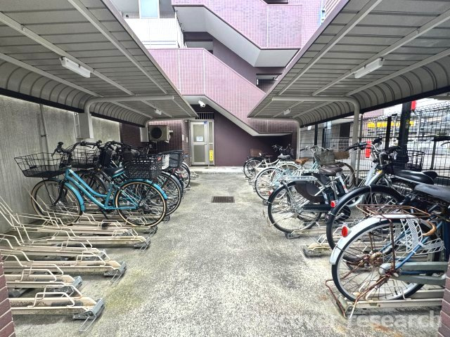 グローベルガーデン豊田ディーセントスクエアの駐輪場