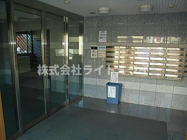 スカイコート高田馬場第５のエントランス