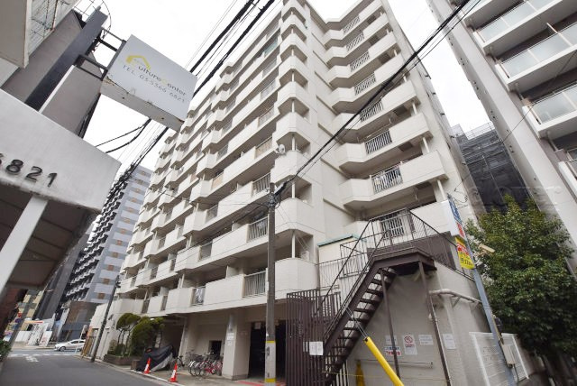【現況写真】 | 大塚台ハイツ | 前面道路と外観の様子です。～即日のご見学可能～　お問合せはお気軽にどうぞ。
