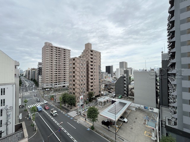 【防犯設備】 | 大塚台ハイツ | 部外者の出入りを規制するオートロックの操作盤。「マンションに欲しいセキュリティ」の筆頭格です。これがあるだけで、安心感はひときわ増します。～即日のご見学可能～　お問合せはお気軽にどうぞ。

