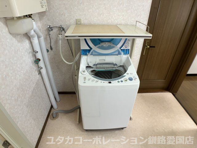【ランドリースペース】 | 釧路市武佐2-4-192,204売家 | 充分なスペースです