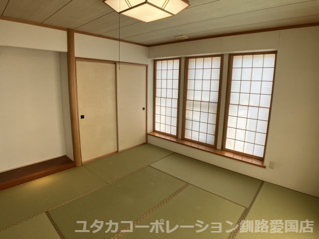【和室】 | 釧路市武佐2-4-192,204売家 | 和室がひろがる居住スペース