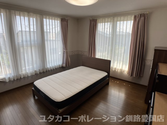 【洋室】 | 釧路市武佐2-4-192,204売家 | 個人の部屋や寝室として使える洋室です
