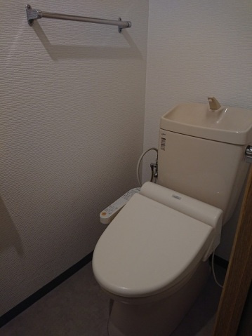 サーパス西古松Iのトイレ