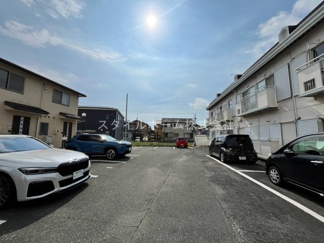 【駐車場】 | エステイト中島A