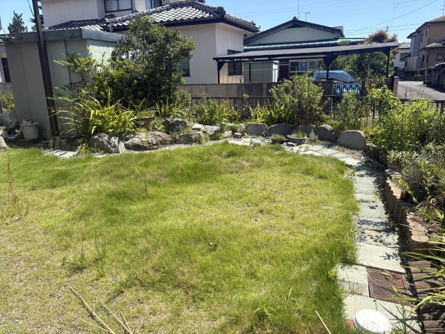 常磐藤原町名高儀 中古一戸建ての庭