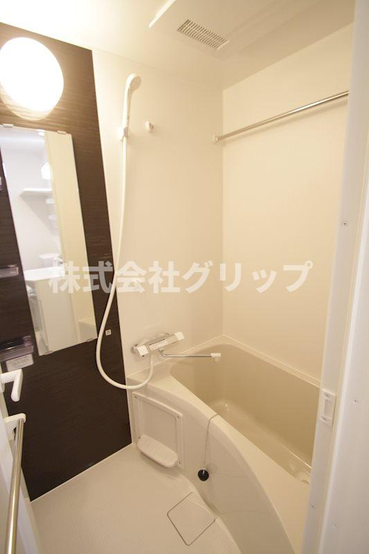 スパシエ横浜アルトの浴室
