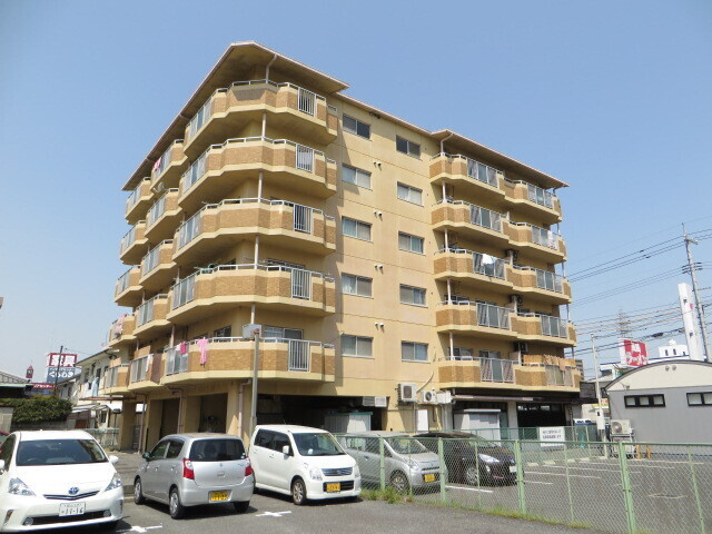 堂元ビルの外観