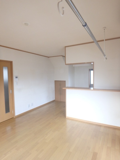 【居間・リビング】 | 田中成和戸建賃家E棟