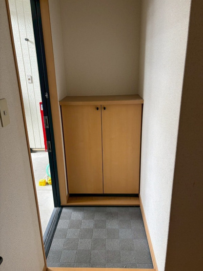 【玄関】 | ユートピア今保B棟