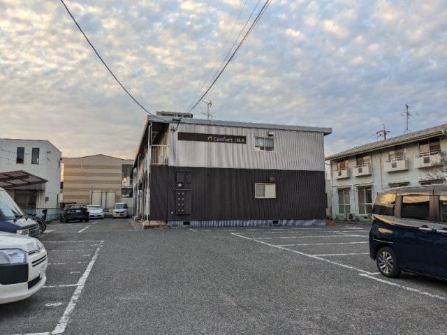 【駐車場】 | コンフォート今