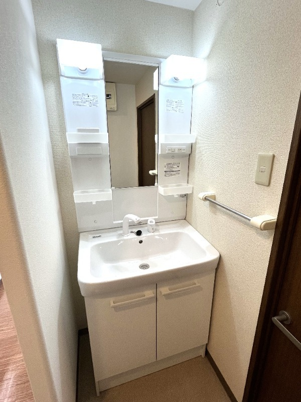 スカール十日市西町の洗面所