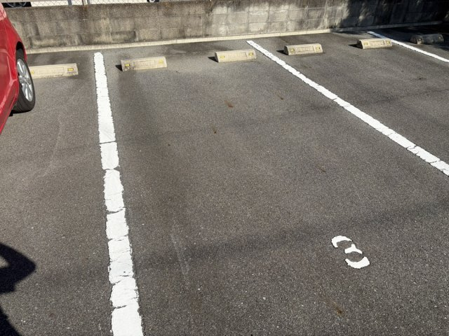 Ｌｅ　Ｓｏｌｅｉｌ（北棟）　の駐車場