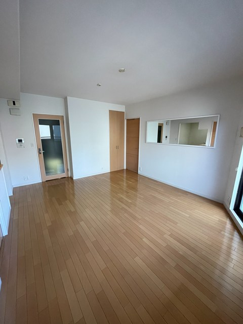 リベール桑田町CentralCityの居間・リビング