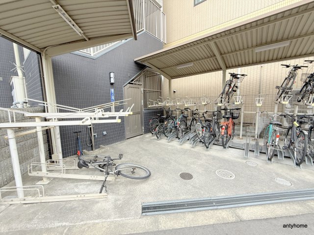エスリード阿波座シティーウェストⅡ　仲介手数料無料の駐車場