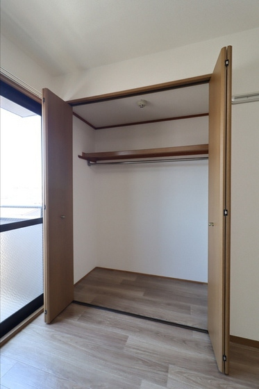 ラフィネ高柳の収納