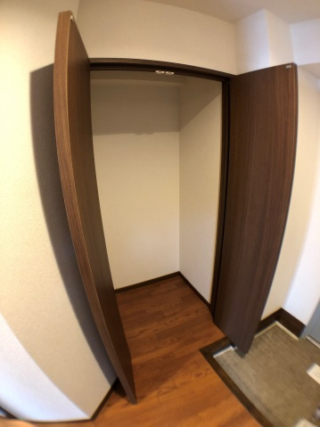 京橋ビル新館の収納