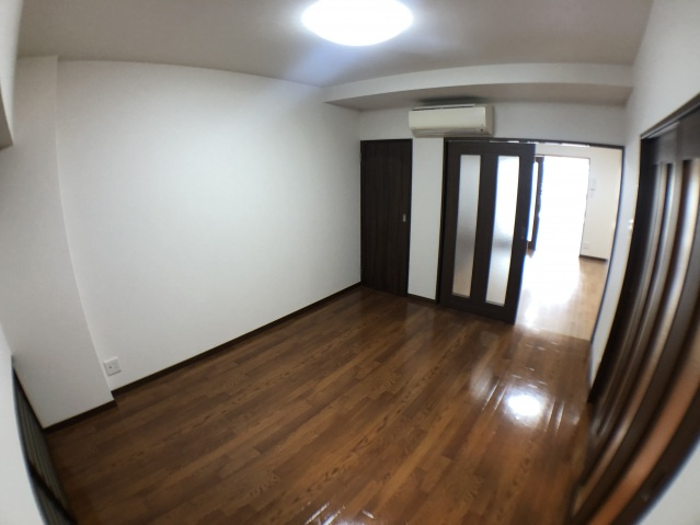 京橋ビル新館の居間・リビング