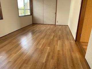 【居間・リビング】 | 東古松5丁目霜山貸家　