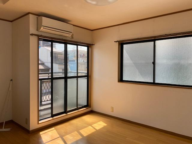 フレンズ伊福町の居間・リビング