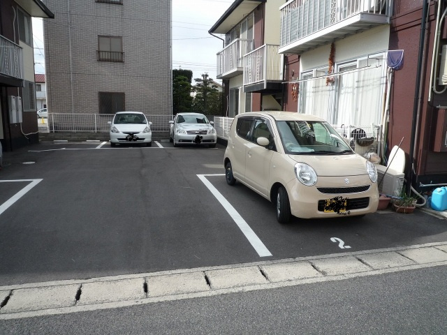 【駐車場】 | サンライフ泉田　B棟