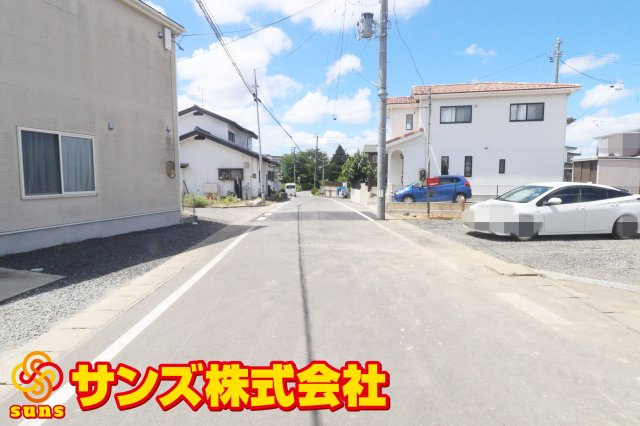 須賀川市朝日田　　　　１号棟　　須賀川第3小学校、須賀川第３中学区の外観|南側前面道路
