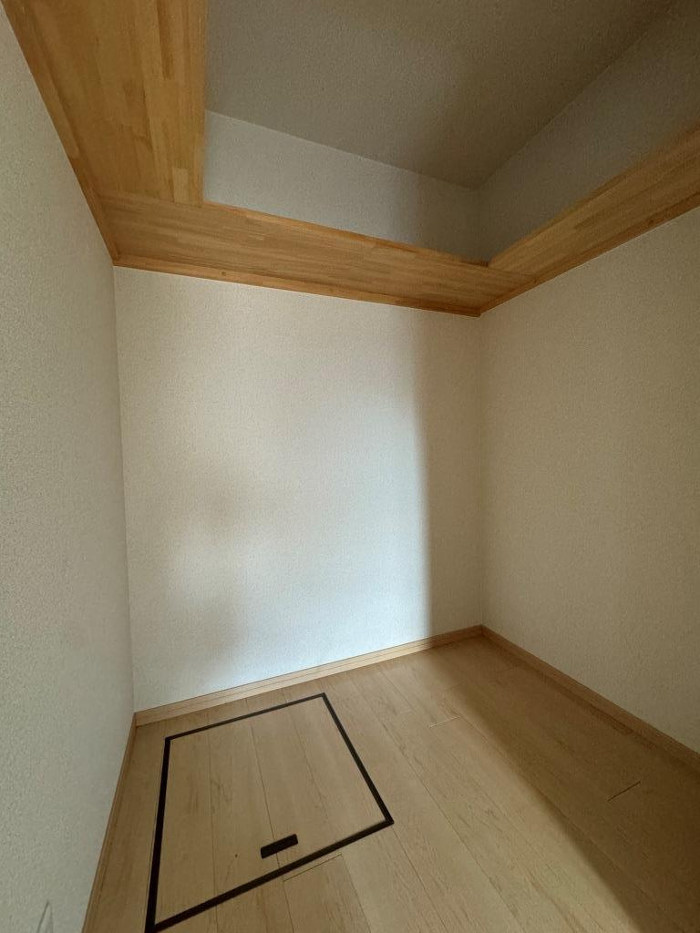 南輝1丁目戸建の収納