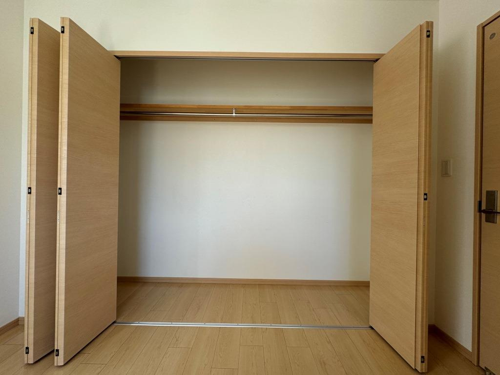 南輝1丁目戸建の収納