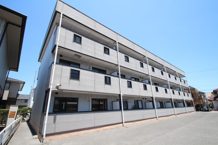 ベルカント辰巳の外観