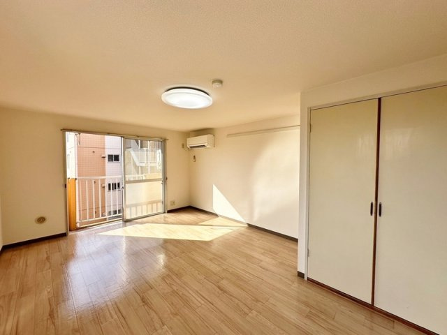 【居間・リビング】 | ラ・パルテール福富　壱番館