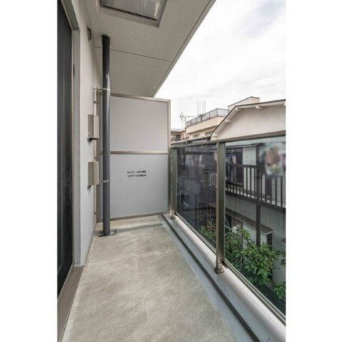 LUMIEC HONCHO EASTのバルコニー