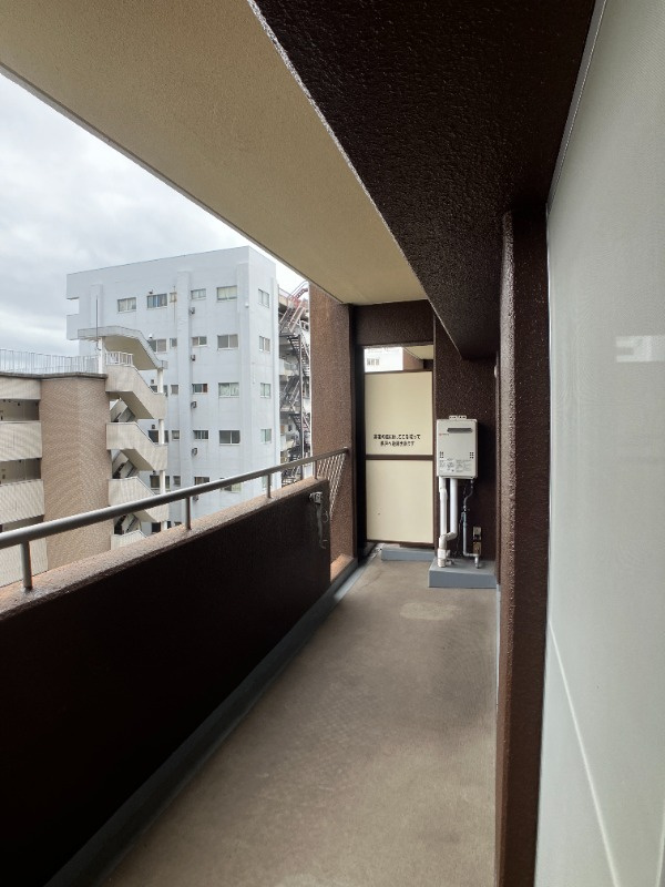 厚生町クラウンズマンションのバルコニー