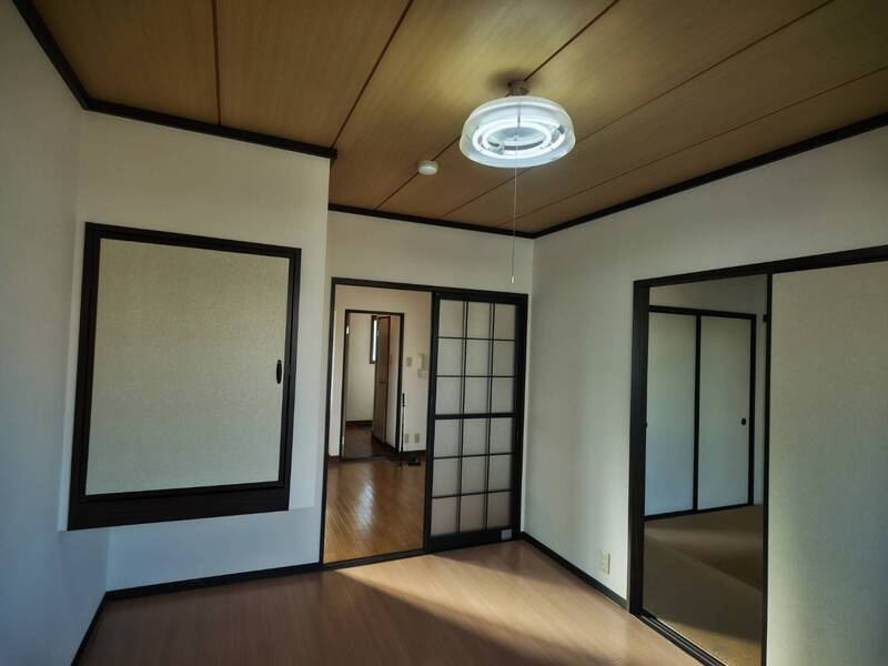 岡山二の丸ビルの居間・リビング