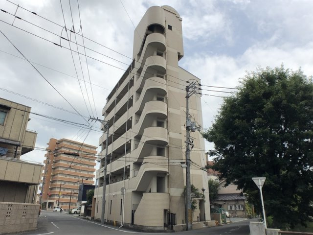 【外観】 | JP岡山医大東