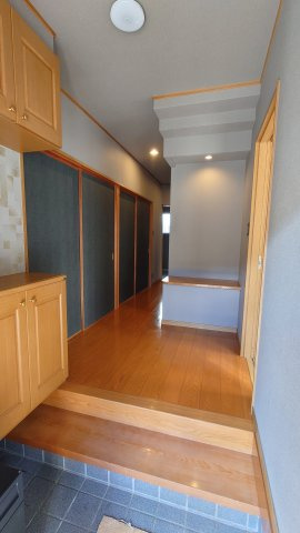 【玄関】 | 津高戸建　
