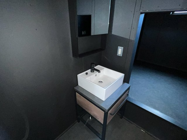 【独立洗面台】
