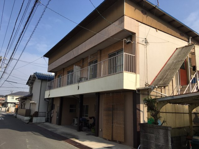 十日市中町ハイツの外観