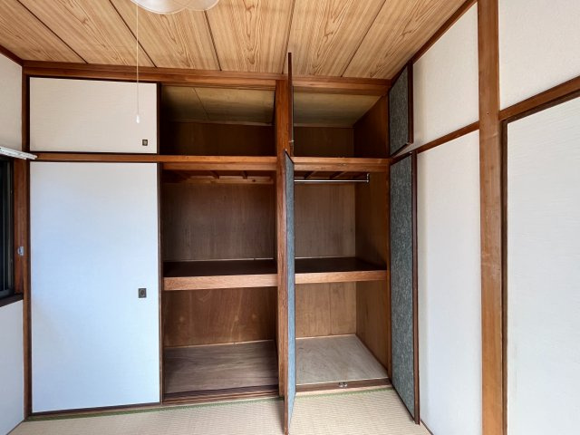 奥田本町貸家の収納