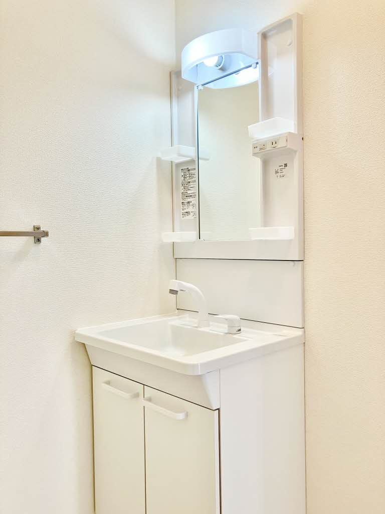 ヴィレッジ高島　A棟の洗面所