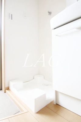 【設備】 | ジェンティーレ三軒茶屋 | 室内洗濯機置き場です。