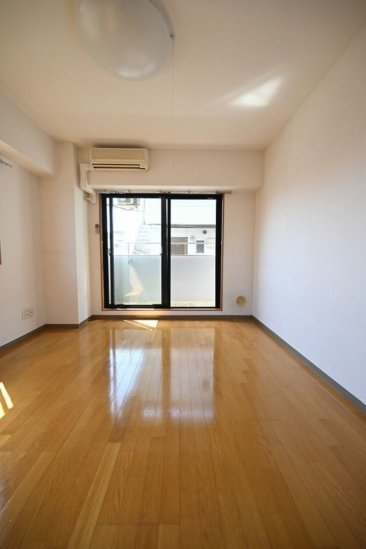 日野市新井２丁目の賃貸マンションの寝室