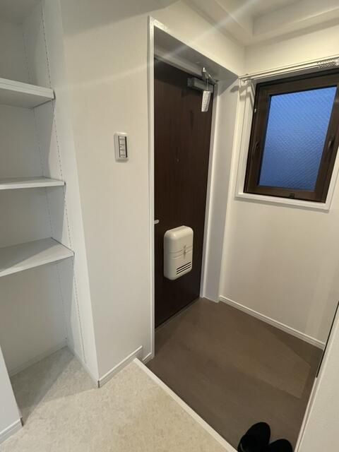 ＭＧ井荻マンションの玄関
