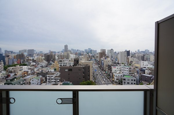 プライムメゾン森下の展望|バルコニーから正面眺望♪(東京タワーが望めます)