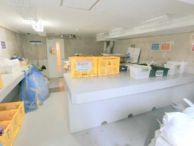 パークアクシス東蒲田 のその他共用部分|曜日時間関係なくゴミ捨て可能な敷地内ゴミ捨て場！