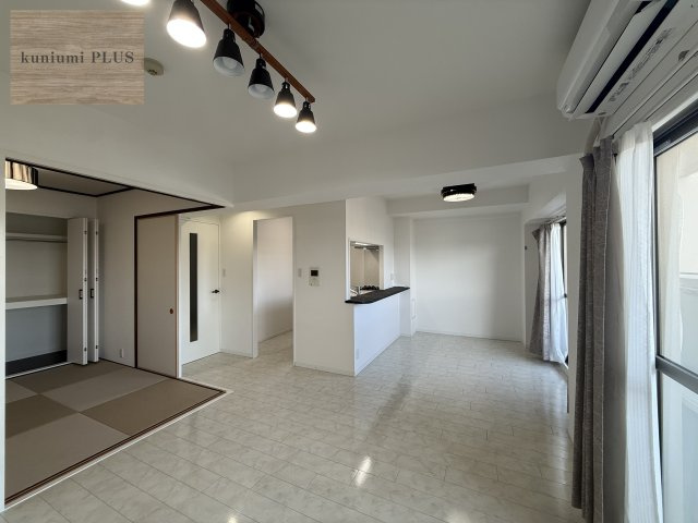 ローレルコート城北公園通り2番館の居間・リビング